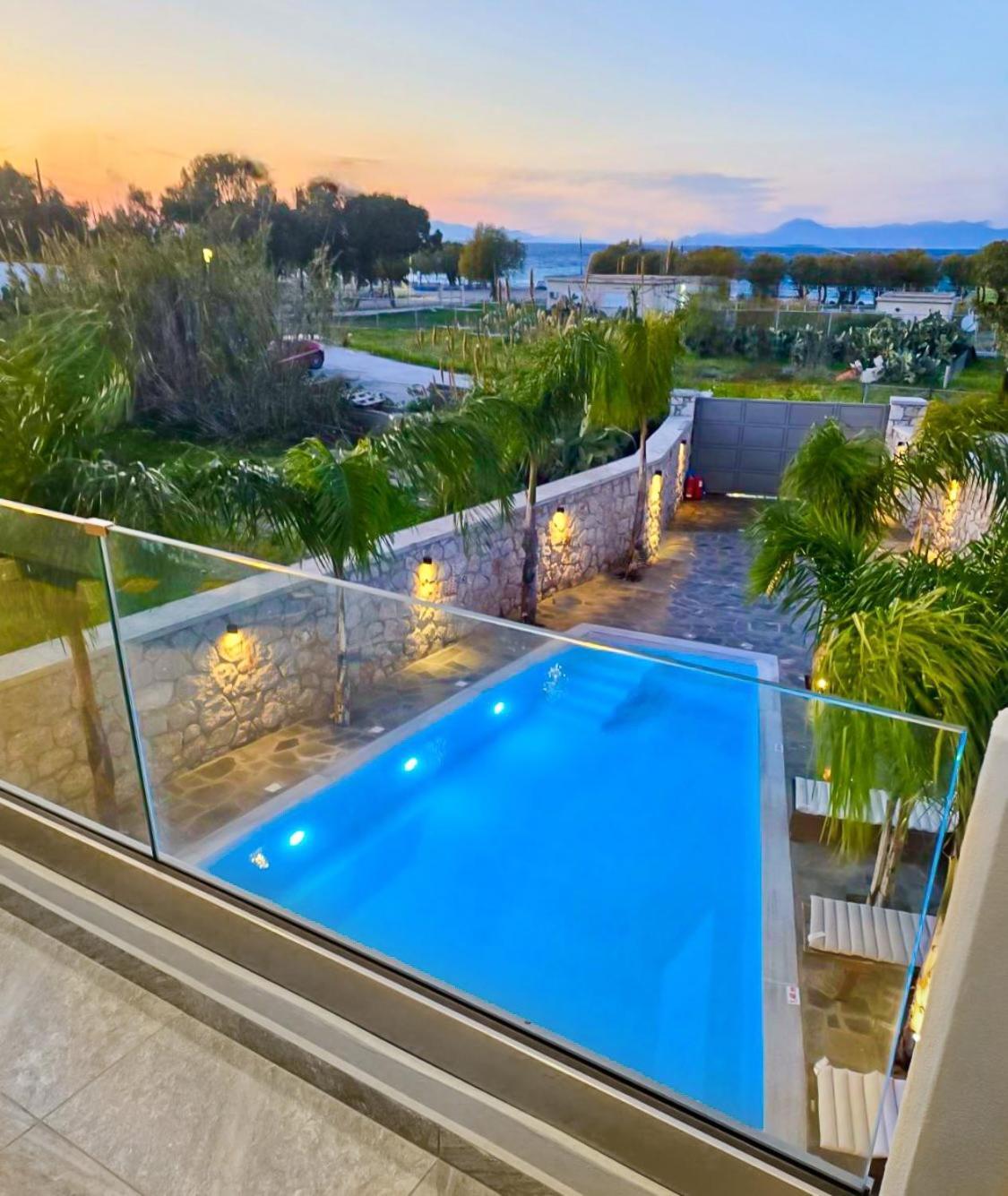 Odyssea Seaside With Sea View And Pool Apartment Kremastí